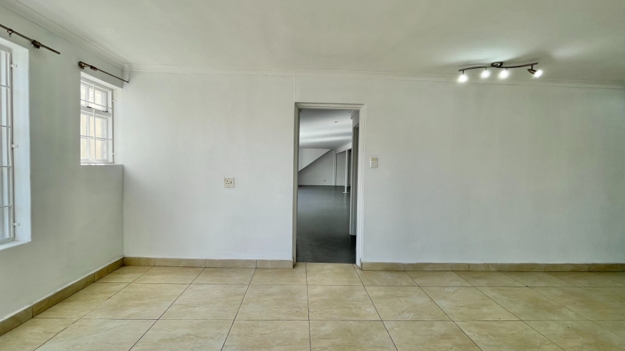 To Let commercial Property for Rent in Somerset West Business Park Western Cape
